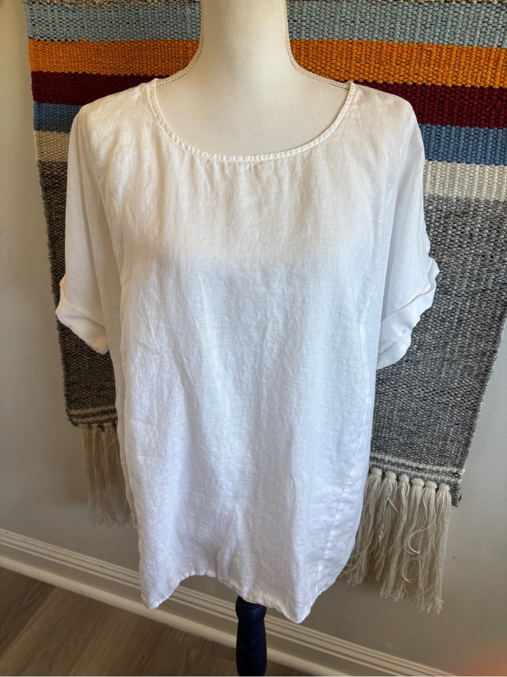J. Jill White Linen Scoop-Neck Short Sleeve Tunic
